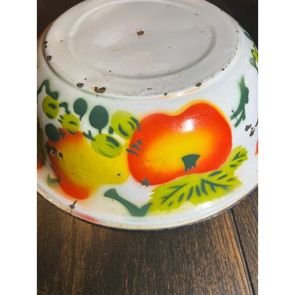 VTG Mid Century Enamel Bowl Fruit Apples Leaves Design Yellow Green Red Rustic